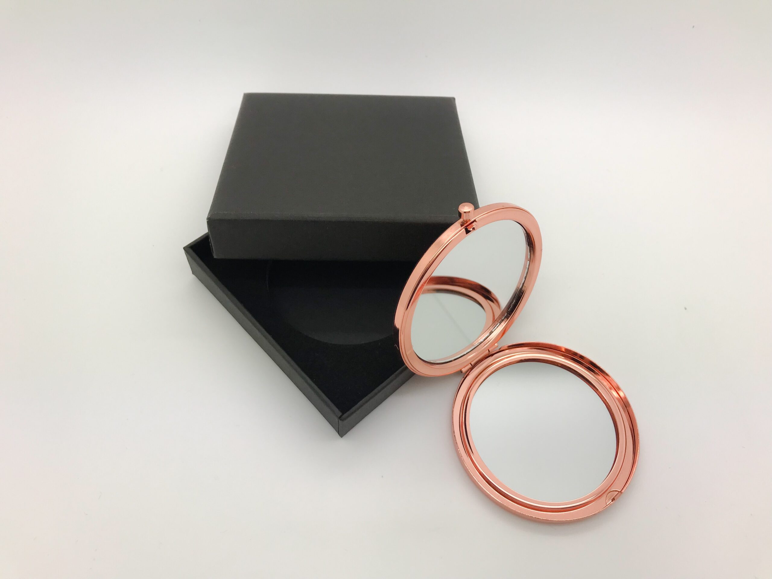 cosmetic mirror for bridesmaids